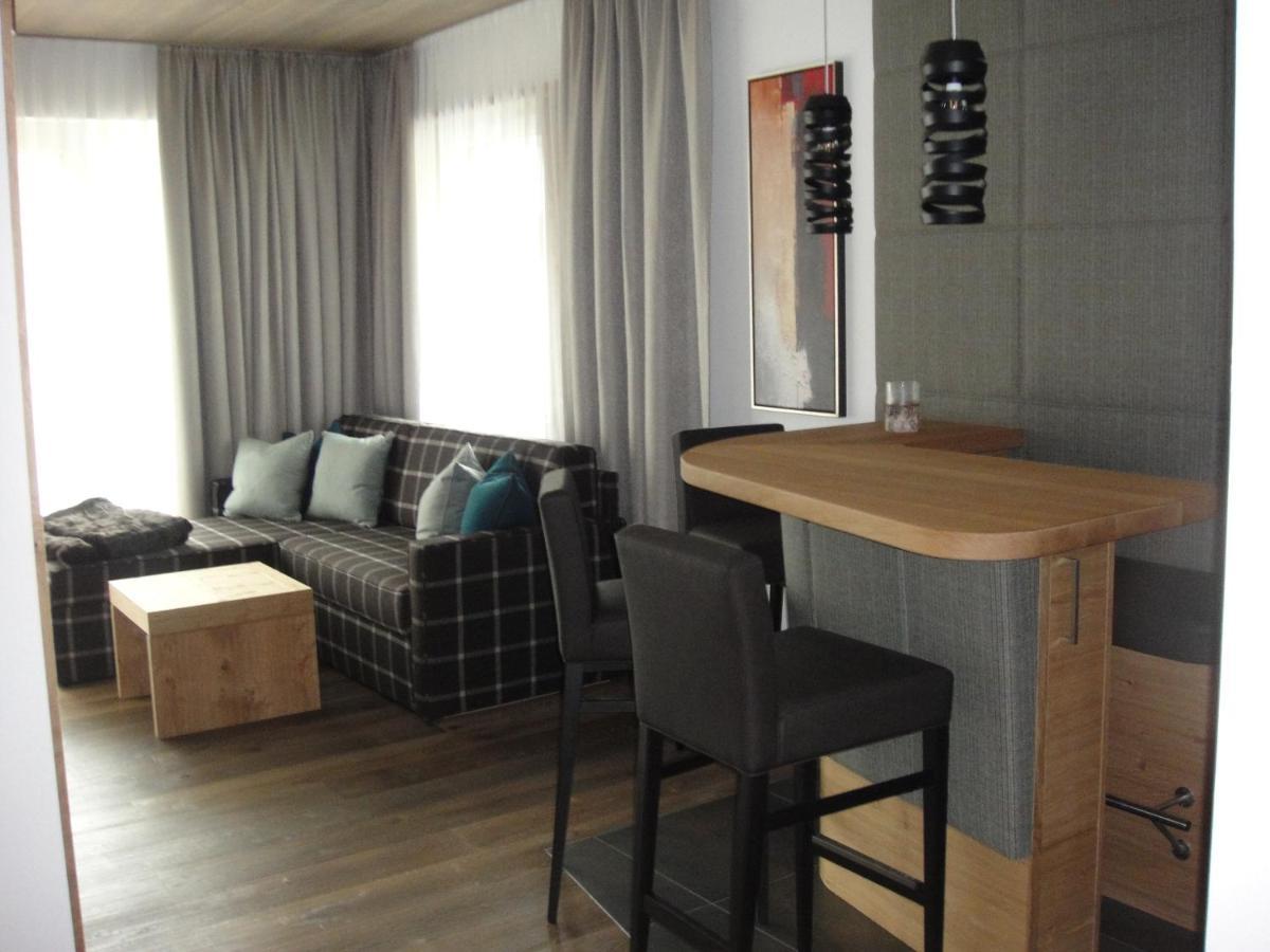 Haus Alt St. Anton Leilighet St. Anton am Arlberg Eksteriør bilde