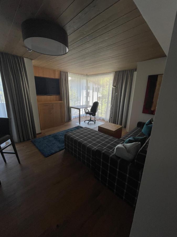 Haus Alt St. Anton Leilighet St. Anton am Arlberg Eksteriør bilde